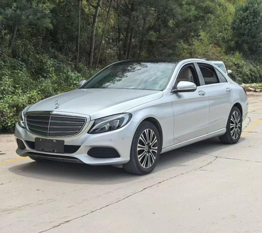 Mercedes-Benz C-Class 2018 — фото автомобиля 1