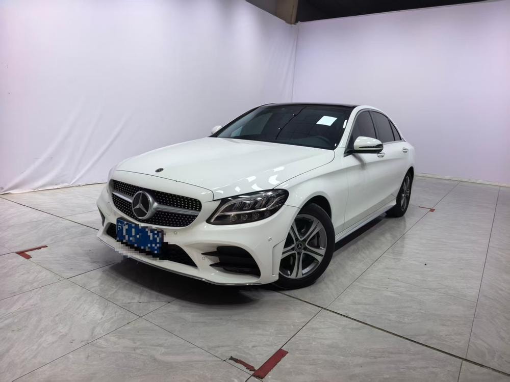 Mercedes-Benz C-Class 2021 — фото автомобиля 1