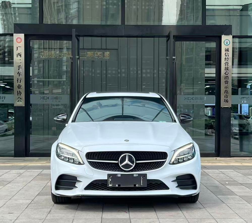 Mercedes-Benz C-Class 2021 — фото автомобиля 1