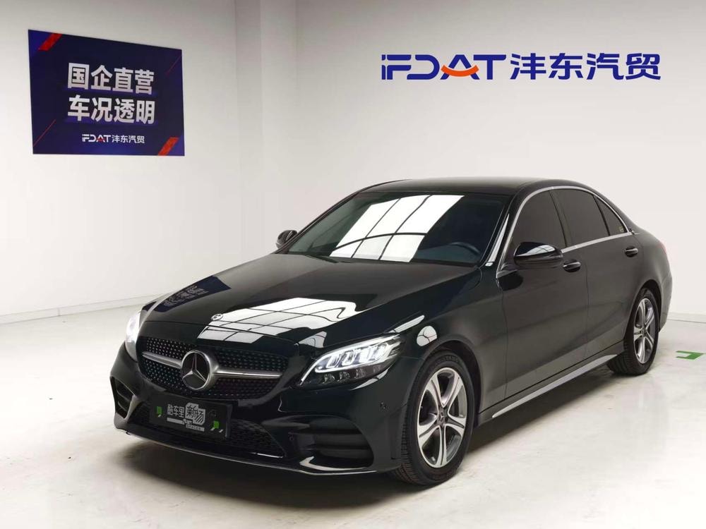 Mercedes-Benz C-Class 2021 — фото автомобиля 1