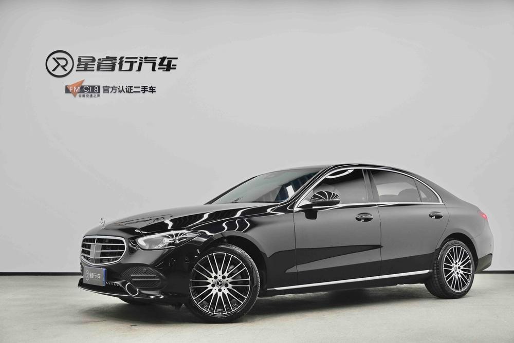 Mercedes-Benz C-Class 2022 — фото автомобиля