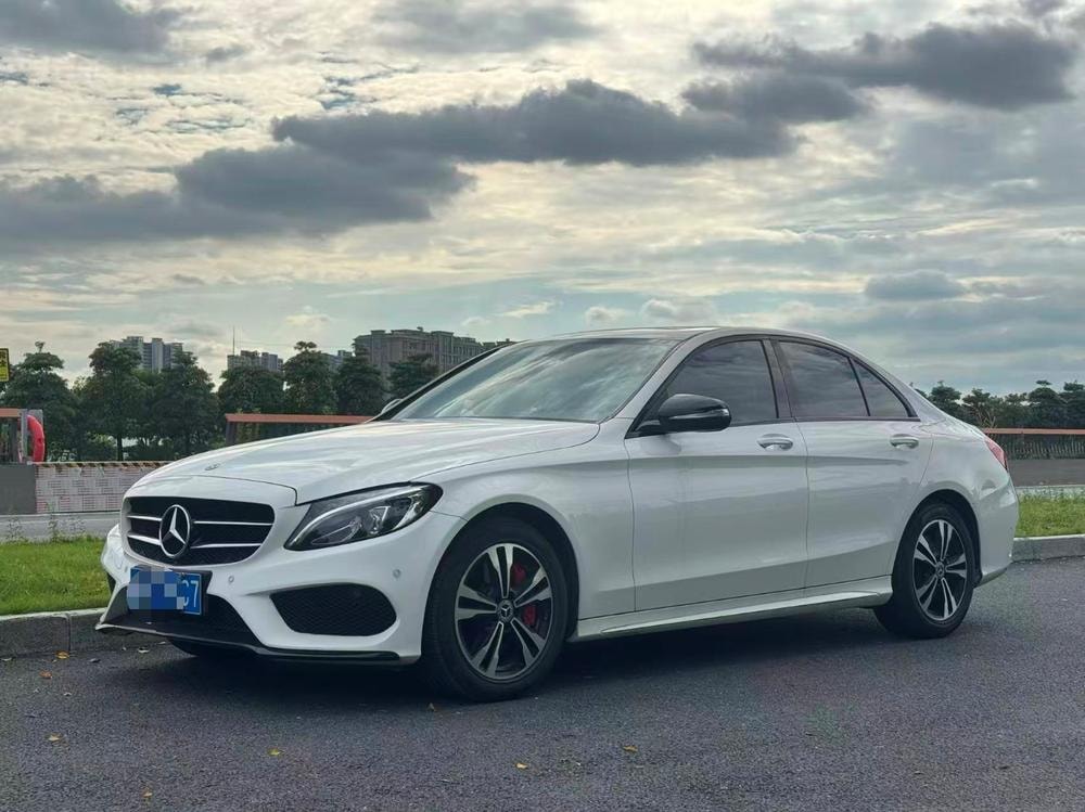 Mercedes-Benz C-Class 2018 — фото автомобиля 1