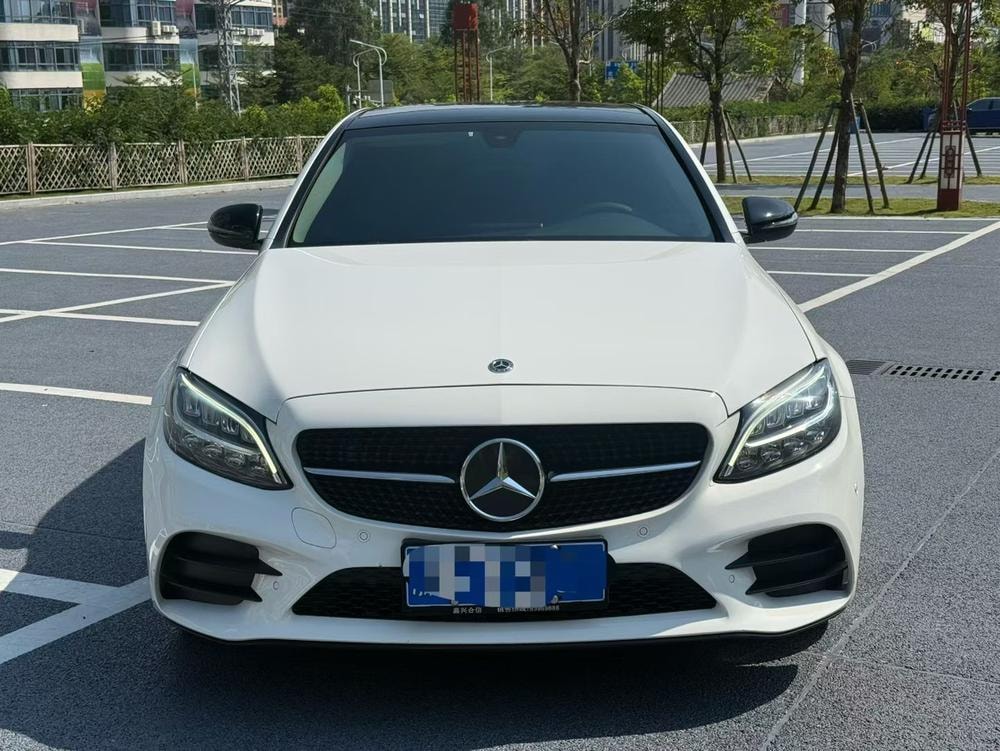 Mercedes-Benz C-Class 2021 — фото автомобиля 1