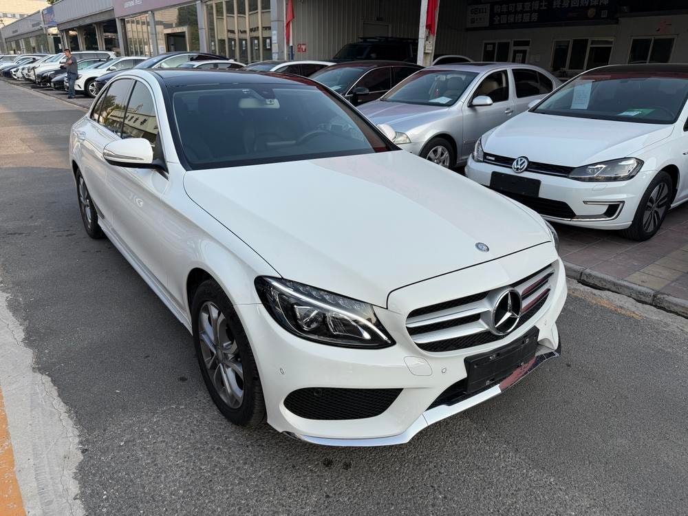 Mercedes-Benz C-Class 2015 — фото автомобиля 1