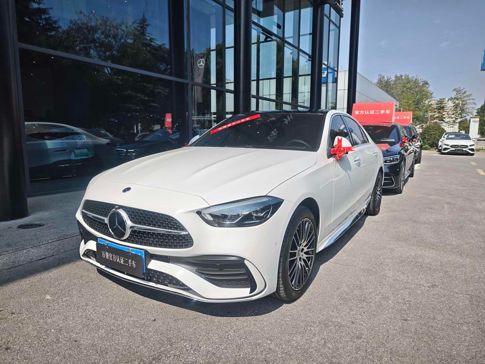 Mercedes-Benz C-Class 2026 — фото автомобиля