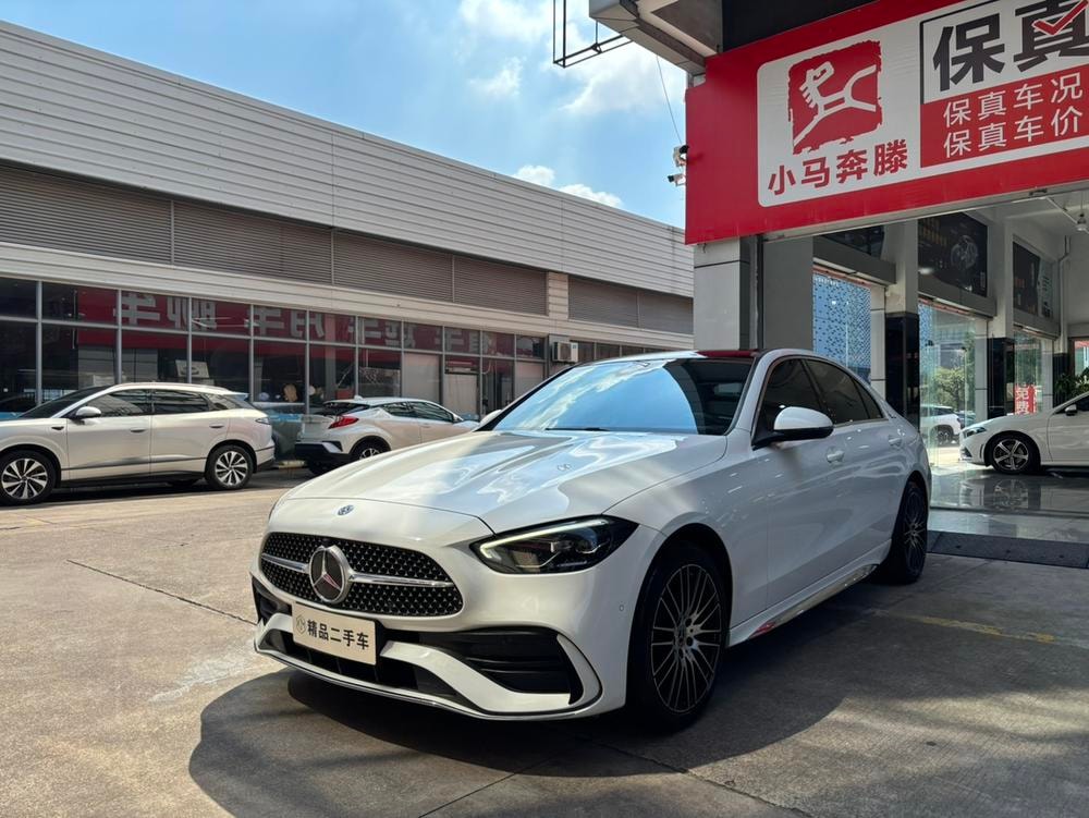 Mercedes-Benz C-Class 2022 — фото автомобиля 1