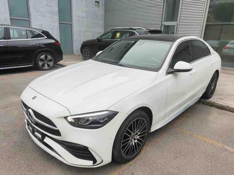 Mercedes-Benz C-Class 2022 — фото автомобиля 1