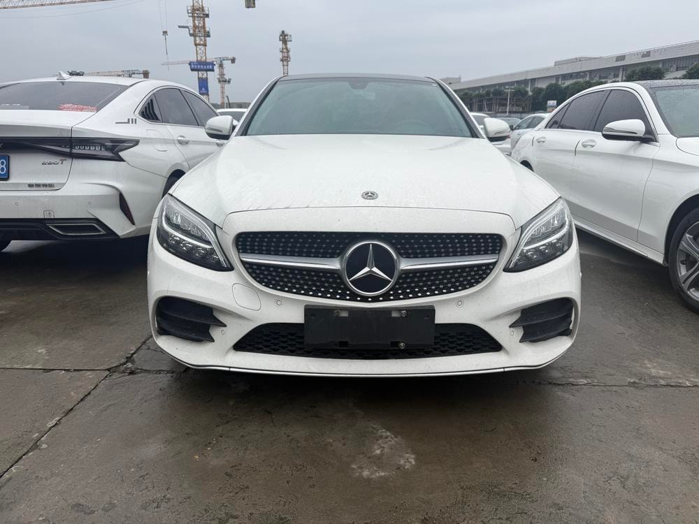 Mercedes-Benz C-Class 2020 — фото автомобиля 1