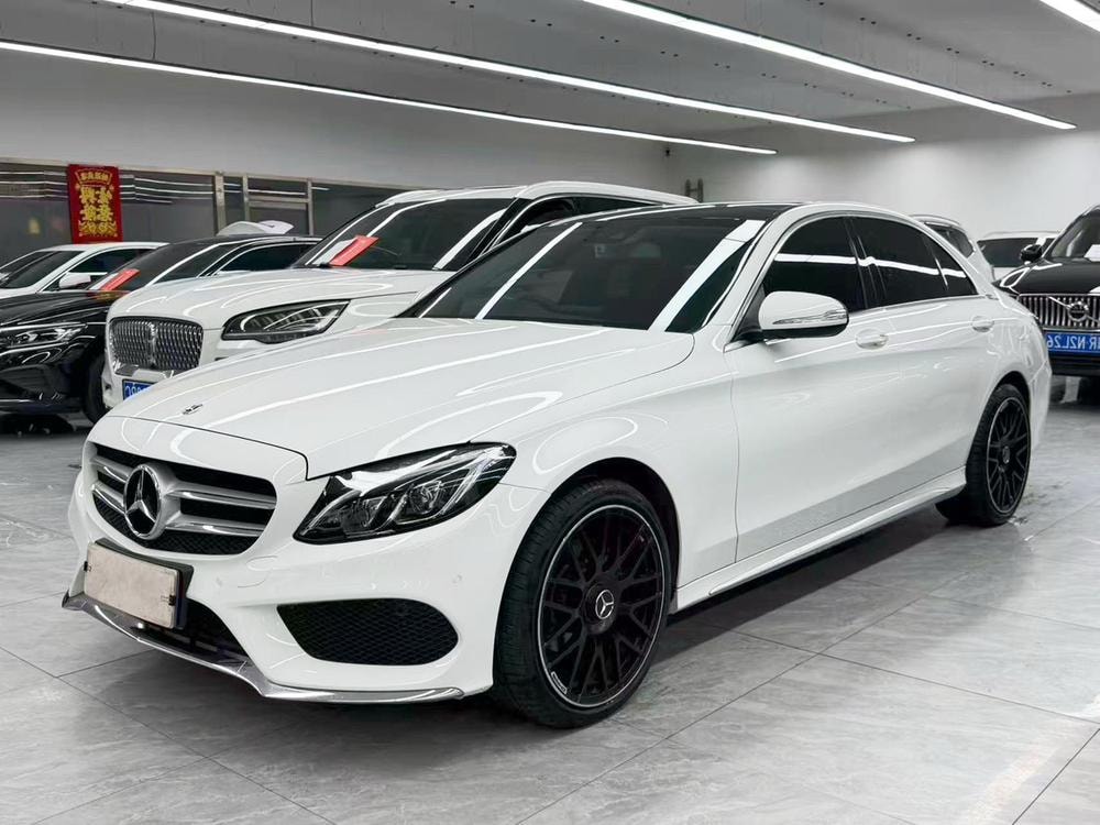Mercedes-Benz C-Class 2017 — фото автомобиля
