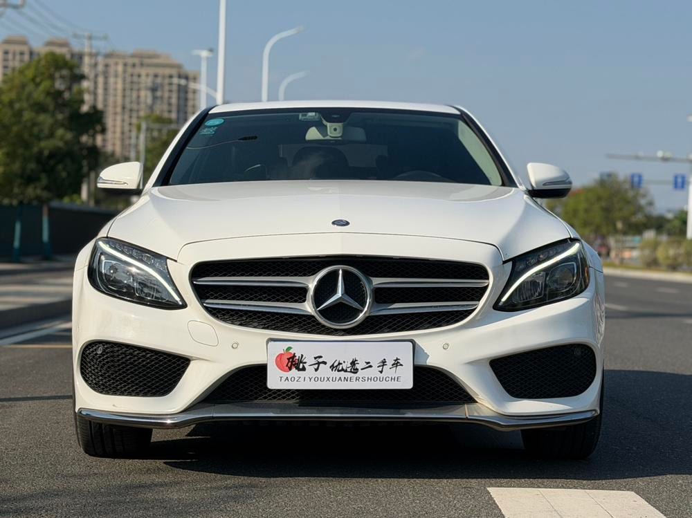 Mercedes-Benz C-Class 2015 — фото автомобиля