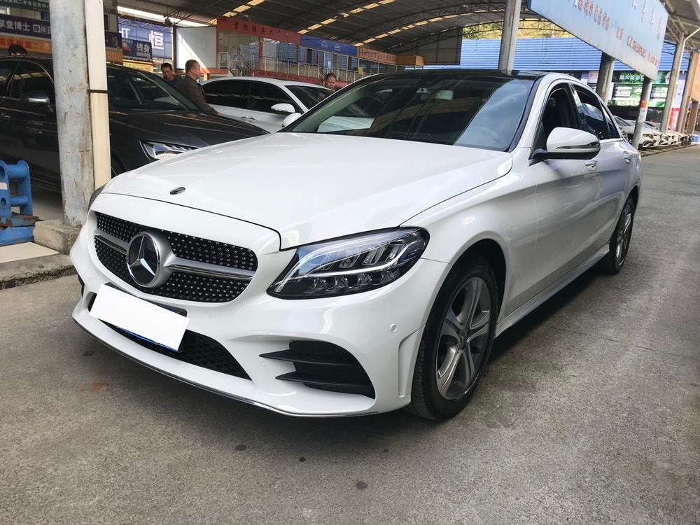 Mercedes-Benz C-Class 2019 — фото автомобиля 1