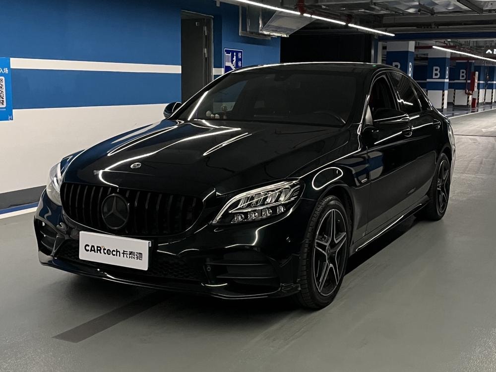 Mercedes-Benz C-Class 2021 — фото автомобиля 1