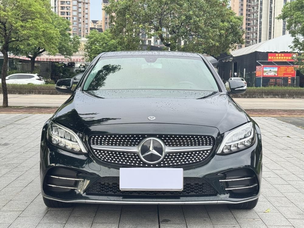 Mercedes-Benz C-Class 2021 — фото автомобиля 1