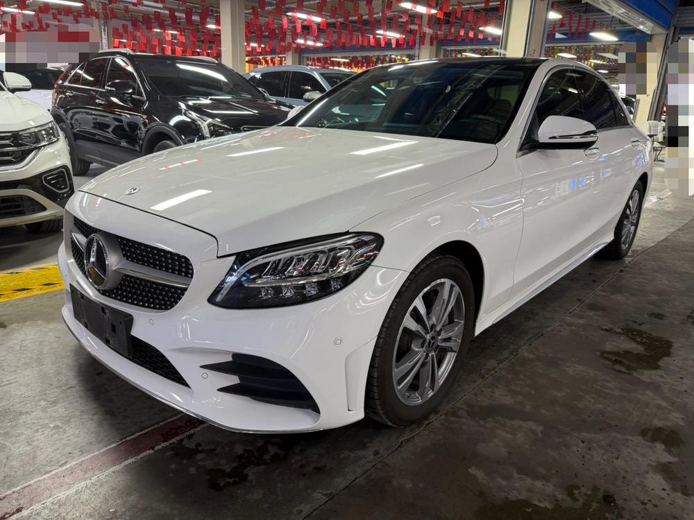 Mercedes-Benz C-Class 2021 — фото автомобиля 1