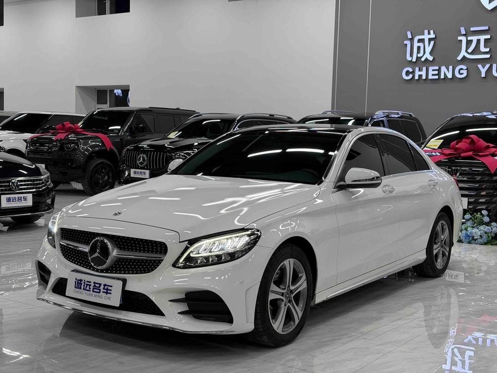 Mercedes-Benz C-Class 2021 — фото автомобиля 1
