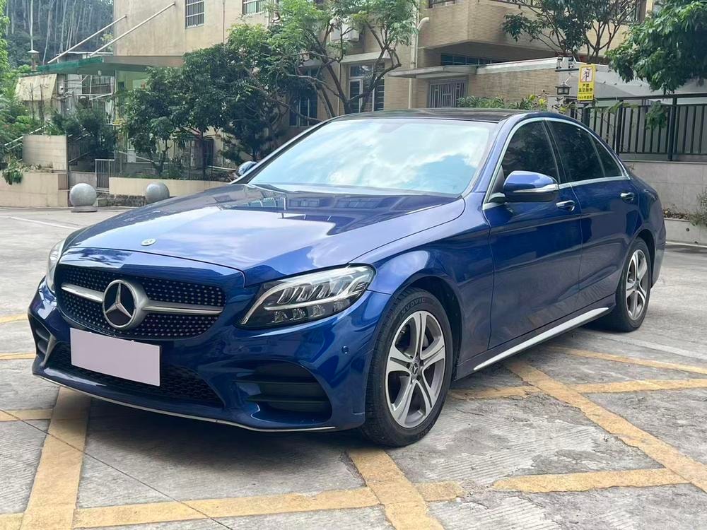 Mercedes-Benz C-Class 2019 — фото автомобиля 1