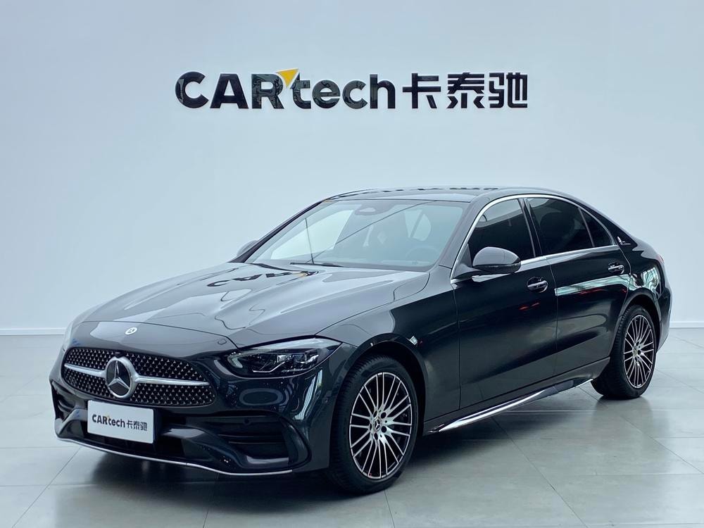 Mercedes-Benz C-Class 2024 — фото автомобиля 1
