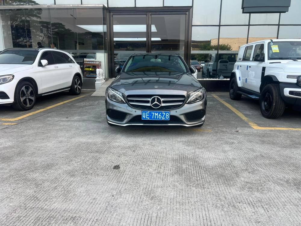 Mercedes-Benz C-Class 2018 — фото автомобиля 1