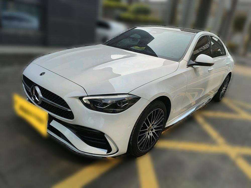 Mercedes-Benz C-Class 2023 — фото автомобиля