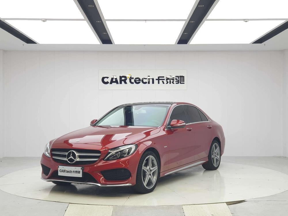 Mercedes-Benz C-Class 2018 — фото автомобиля