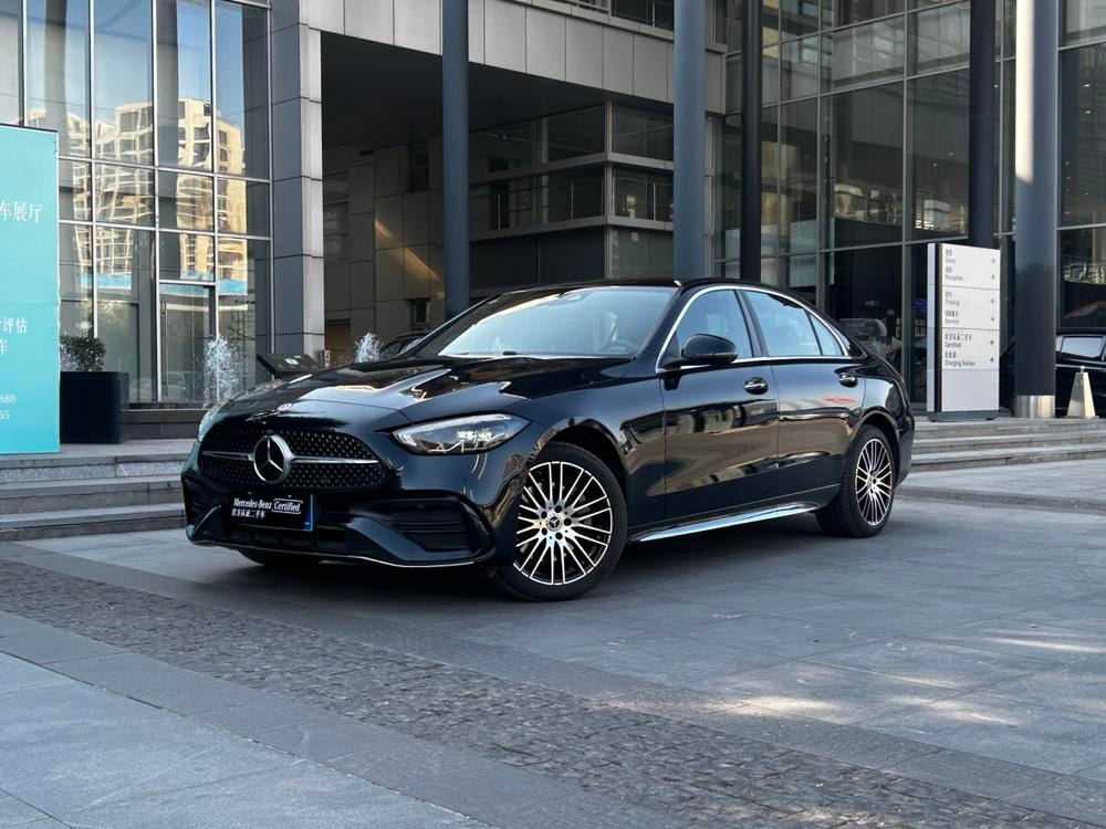 Mercedes-Benz C-Class 2026 — фото автомобиля