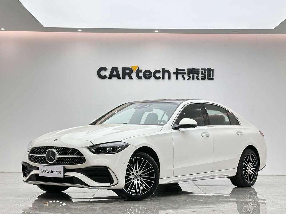 Mercedes-Benz C-Class 2026 — фото автомобиля