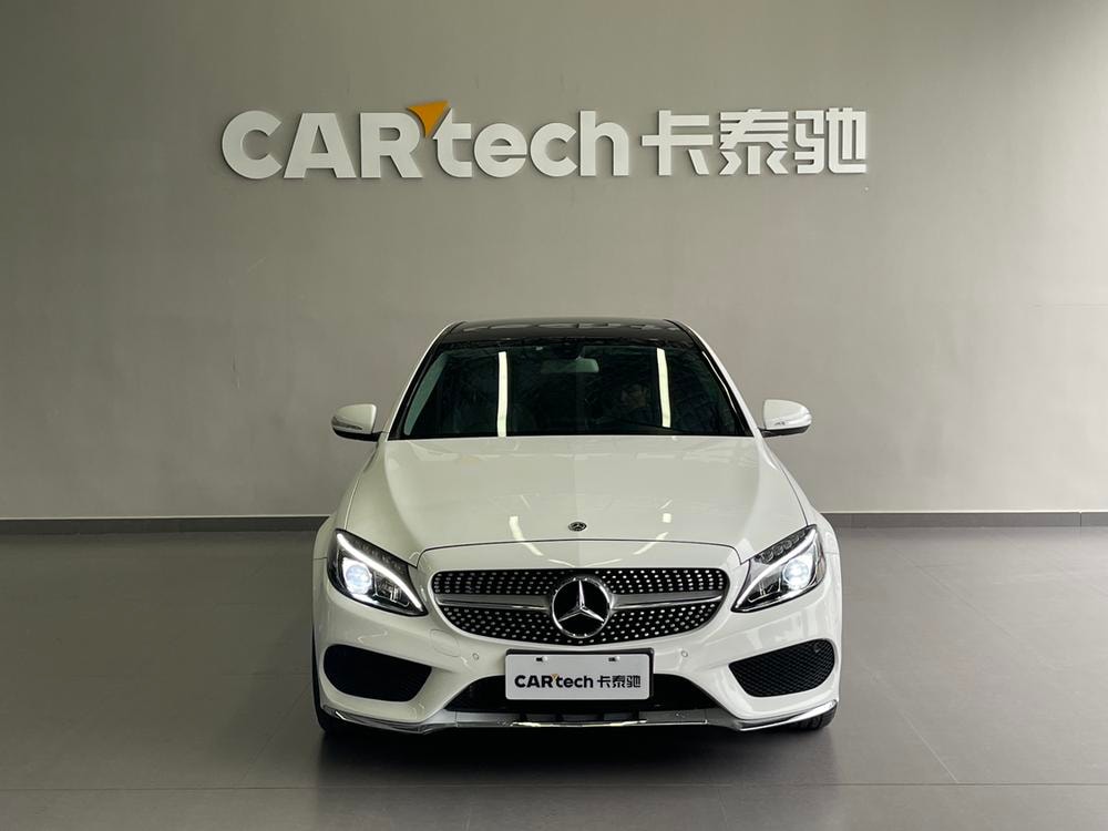 Mercedes-Benz C-Class 2018 — фото автомобиля
