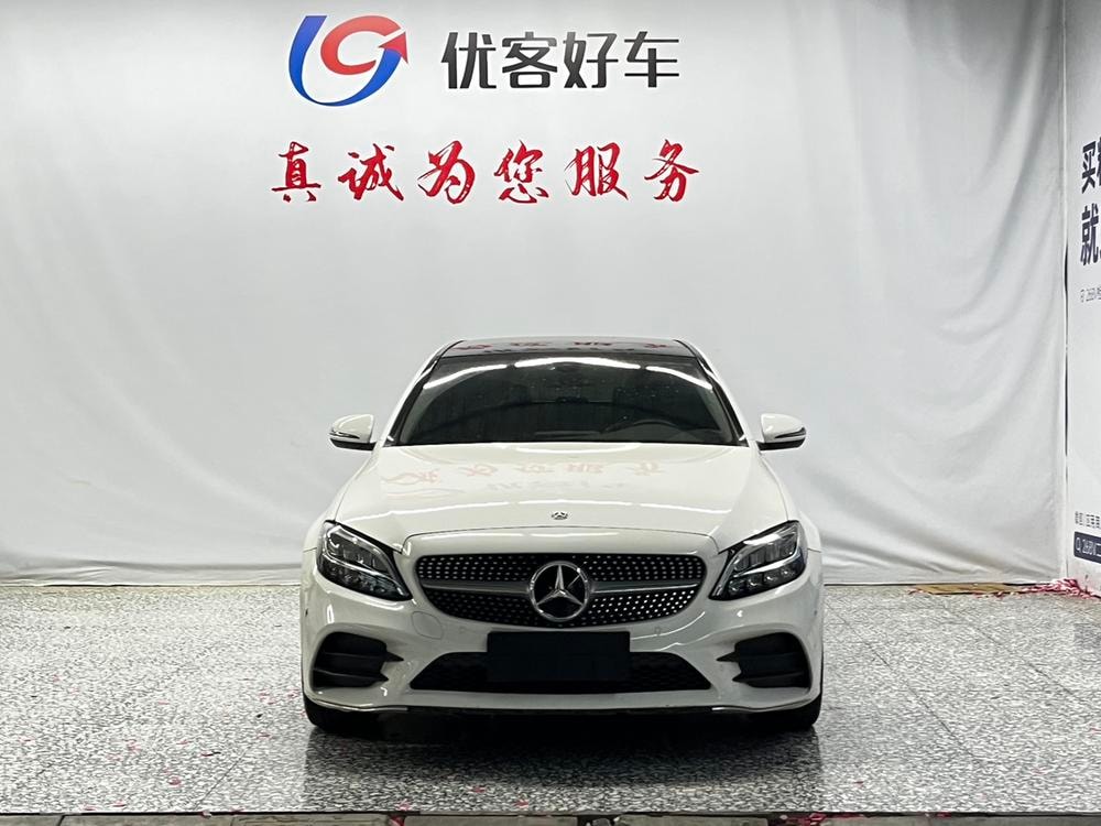 Mercedes-Benz C-Class 2021 — фото автомобиля