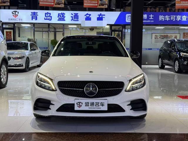 Mercedes-Benz C-Class 2021 — фото автомобиля