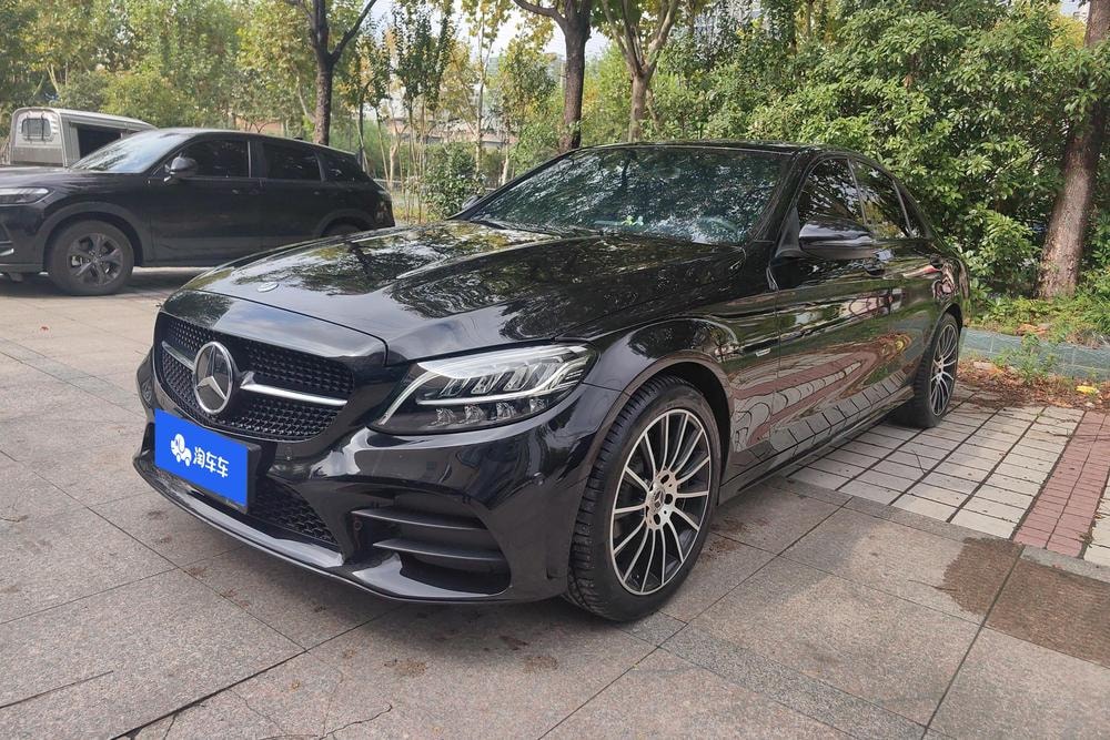 Mercedes-Benz C-Class 2021 — фото автомобиля