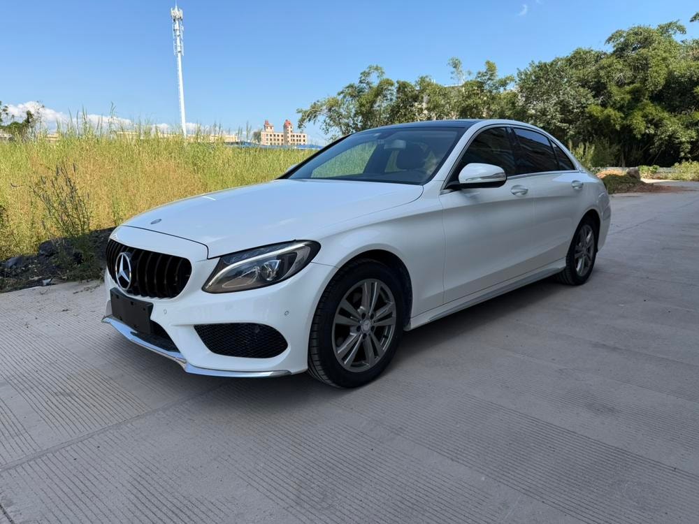 Mercedes-Benz C-Class 2016 — фото автомобиля