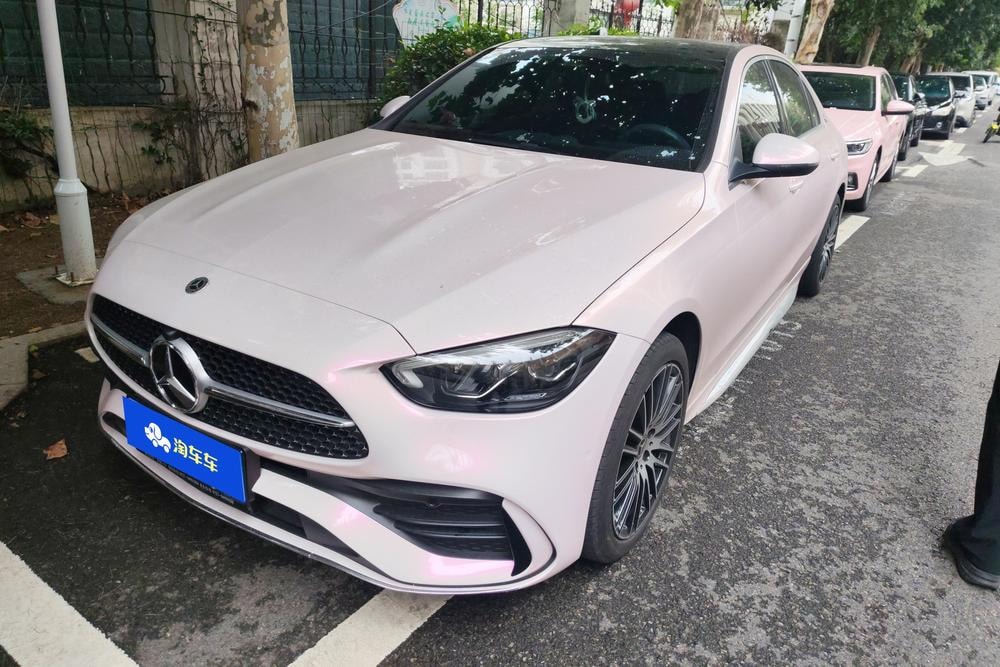Mercedes-Benz C-Class 2022 — фото автомобиля