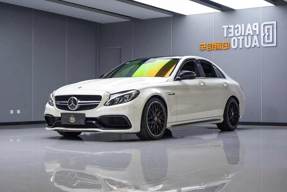 Mercedes-Benz C-Class AMG 2017 — фото автомобиля