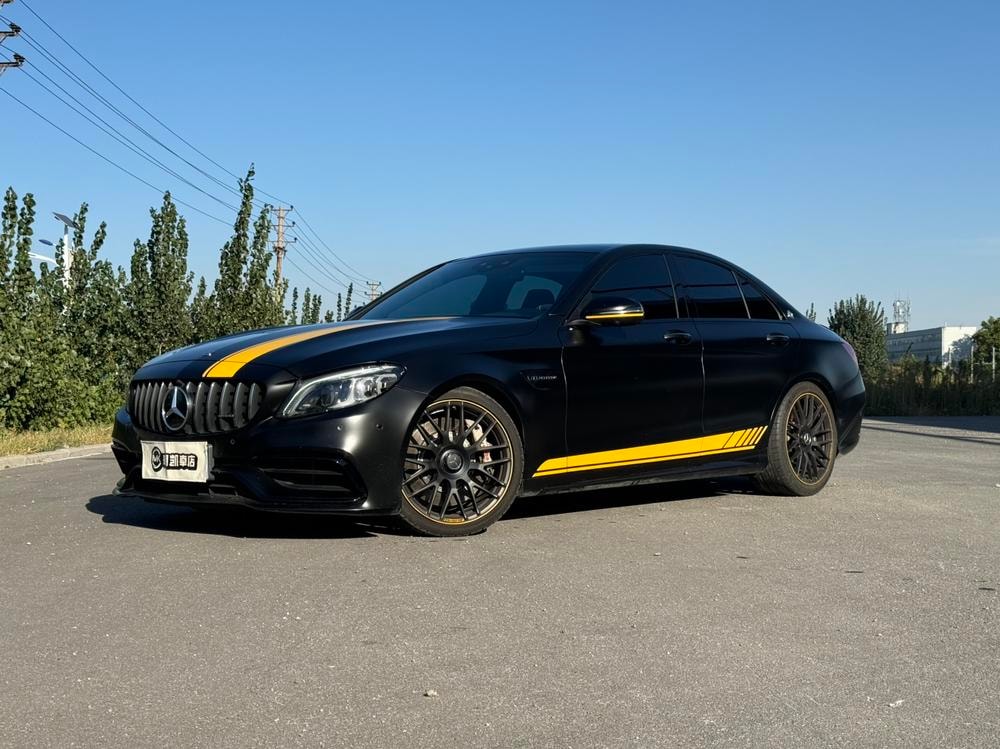 Mercedes-Benz C-Class AMG 2021 — фото автомобиля