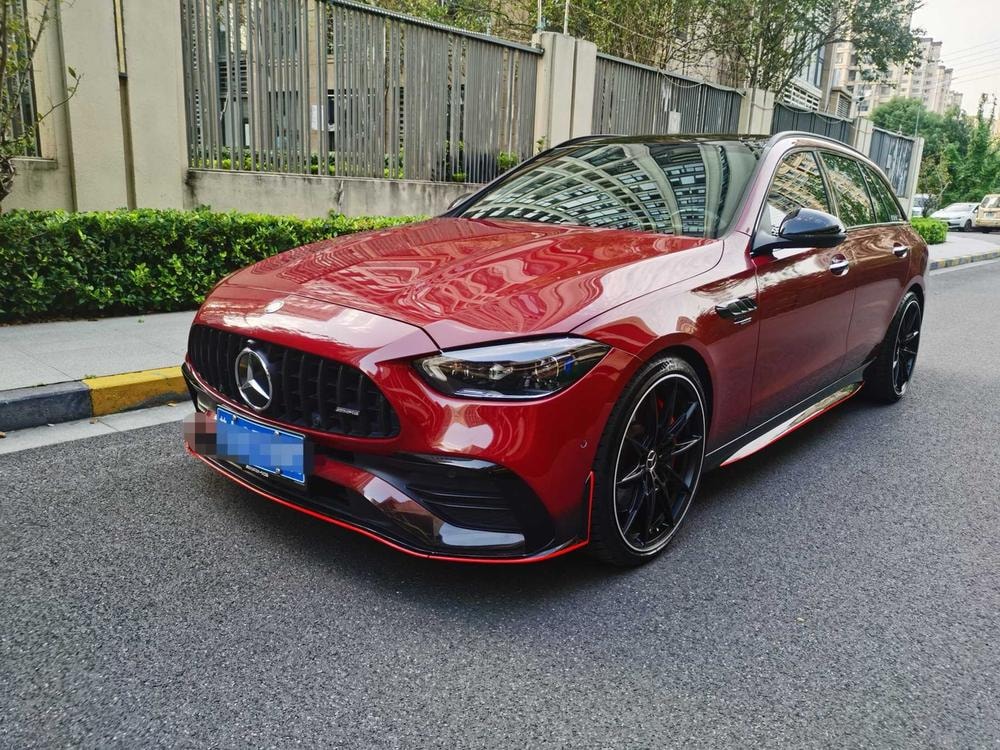Mercedes-Benz C-Class AMG 2023 — фото автомобиля