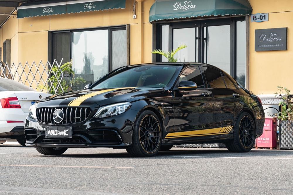 Mercedes-Benz C-Class AMG 2021 — фото автомобиля