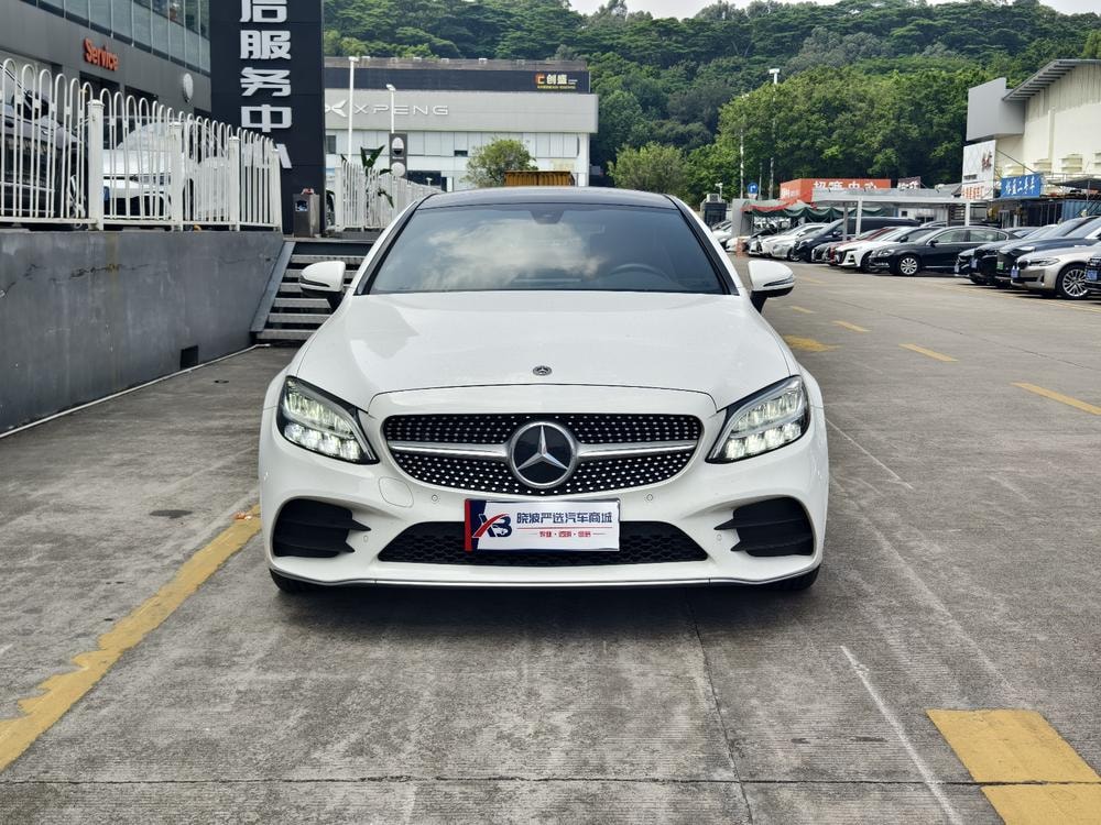 Mercedes-Benz C-Class (Import) 2019 — фото автомобиля