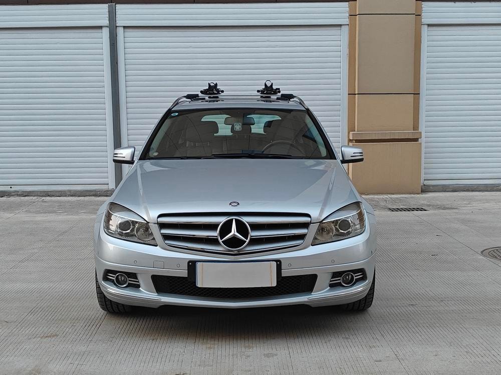 Mercedes-Benz C-Class (Import) 2010 — фото автомобиля