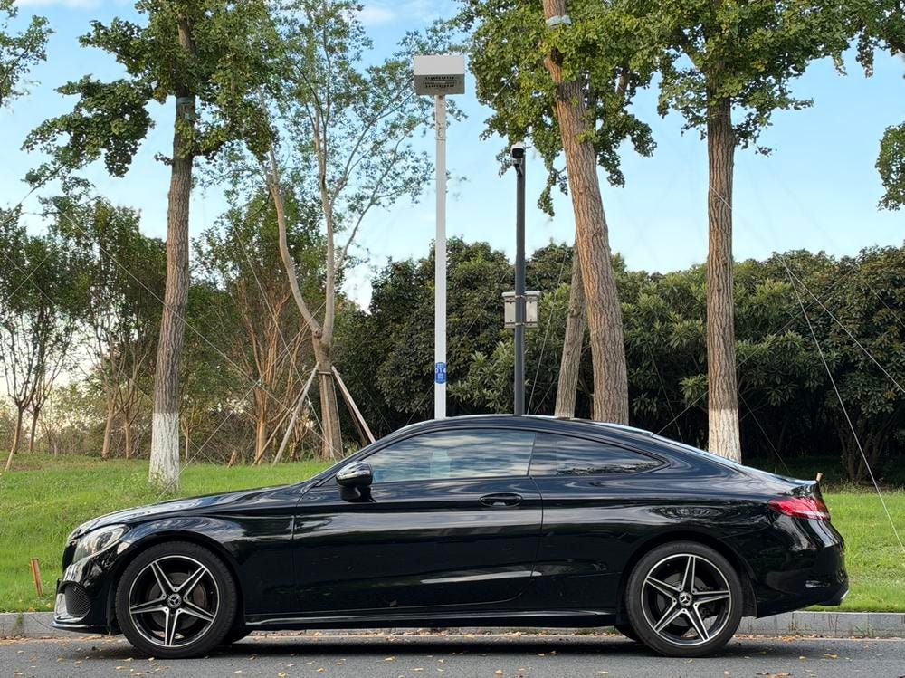 Mercedes-Benz C-Class (Import) 2018 — фото автомобиля 1