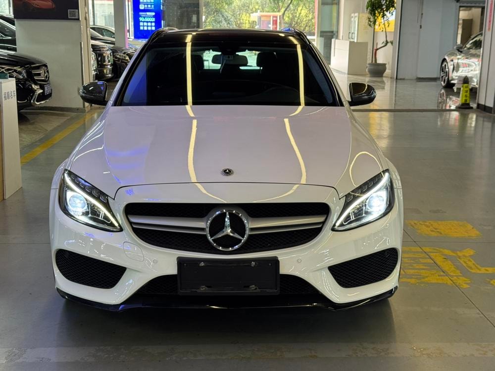 Mercedes-Benz C-Class (Import) 2018 — фото автомобиля