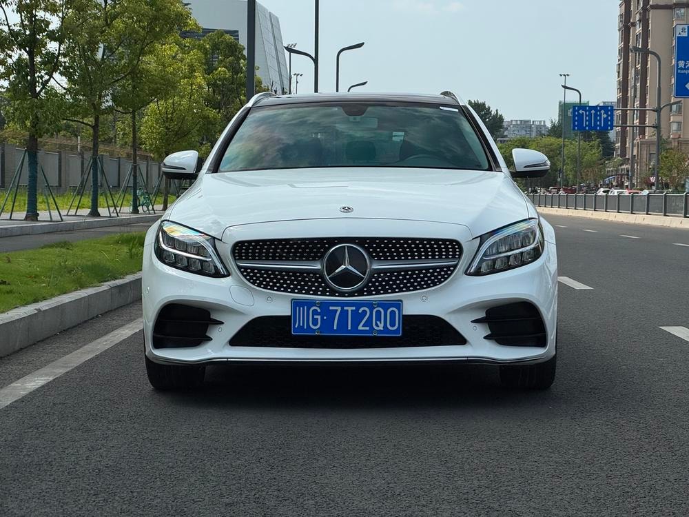 Mercedes-Benz C-Class (Import) 2019 — фото автомобиля