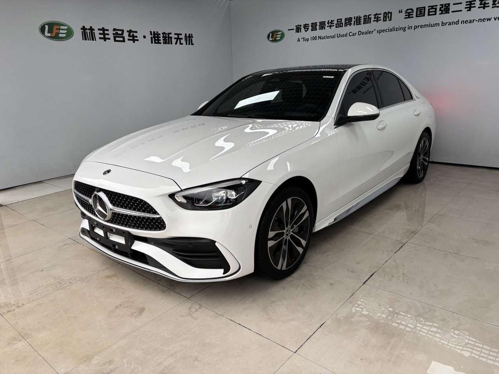Mercedes-Benz C-Class PHEV 2025 — фото автомобиля