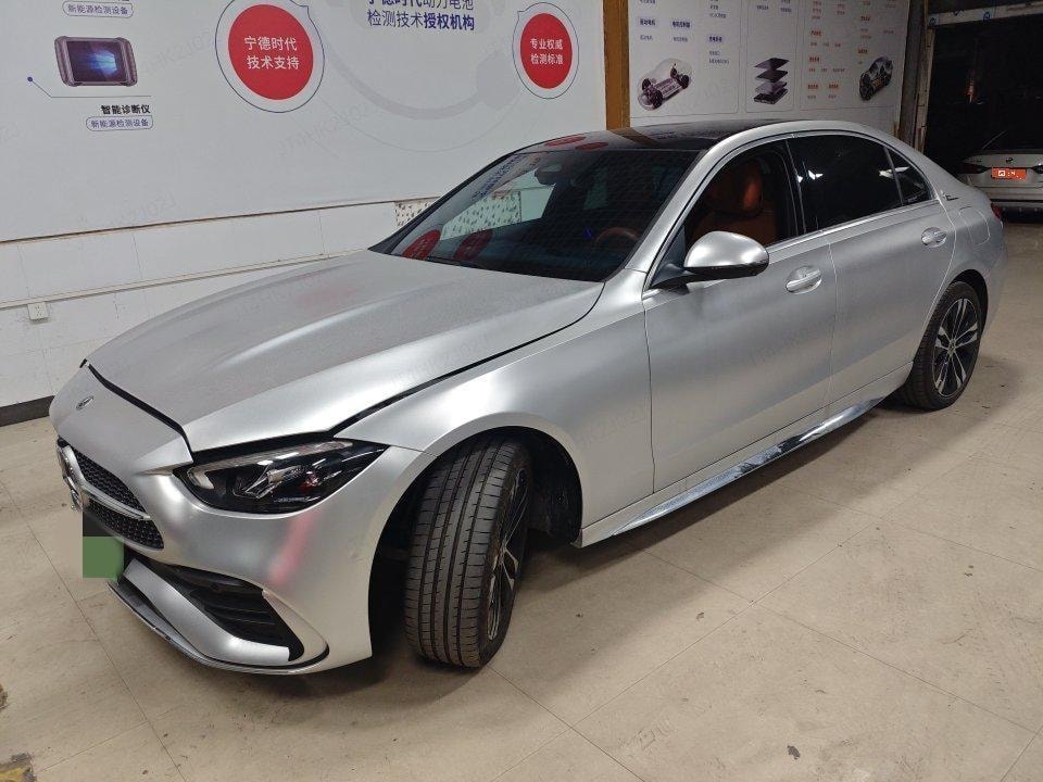 Mercedes-Benz C-Class PHEV 2025 — фото автомобиля 1