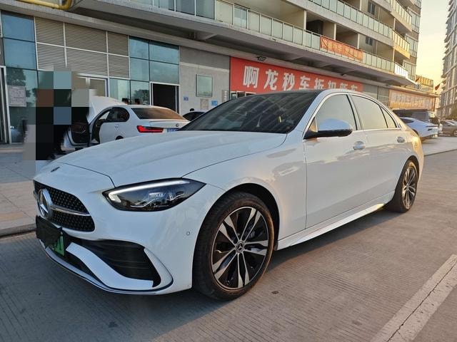 Mercedes-Benz C-Class PHEV 2024 — фото автомобиля