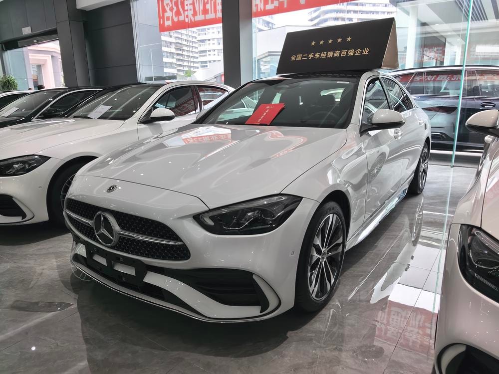 Mercedes-Benz C-Class PHEV 2024 — фото автомобиля