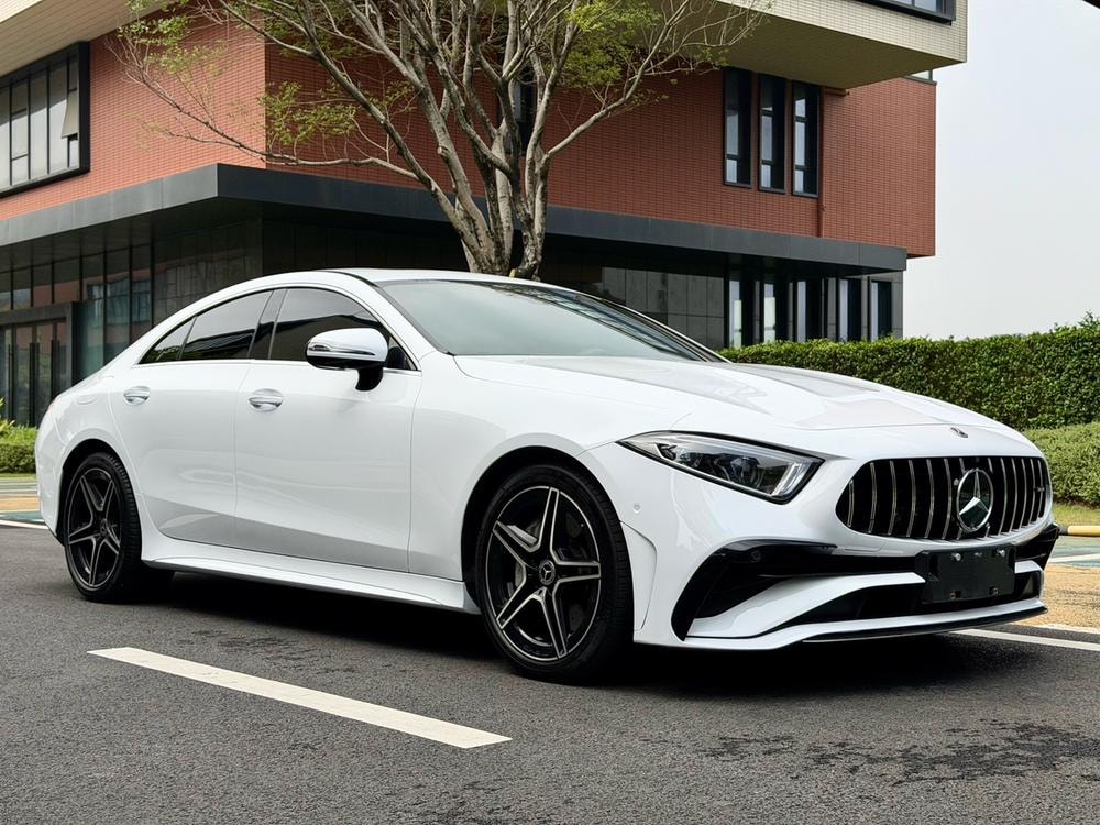 Mercedes-Benz CLS 2022 — фото автомобиля