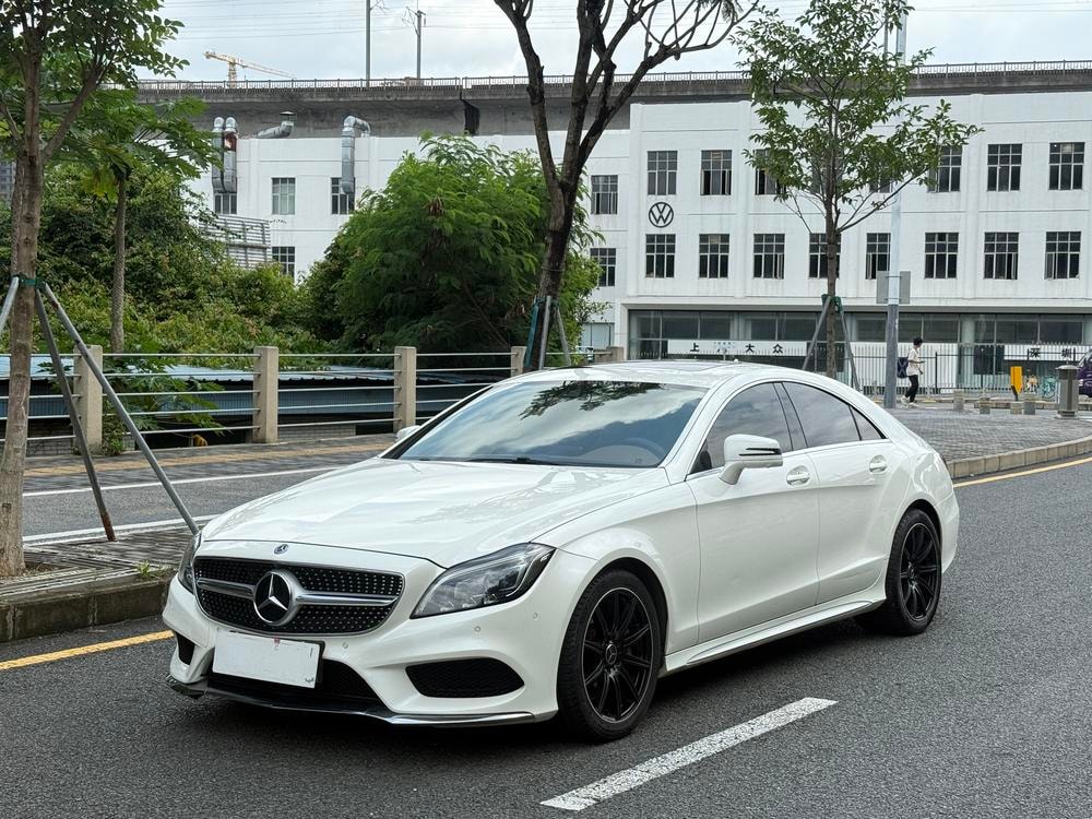 Mercedes-Benz CLS 2017 — фото автомобиля