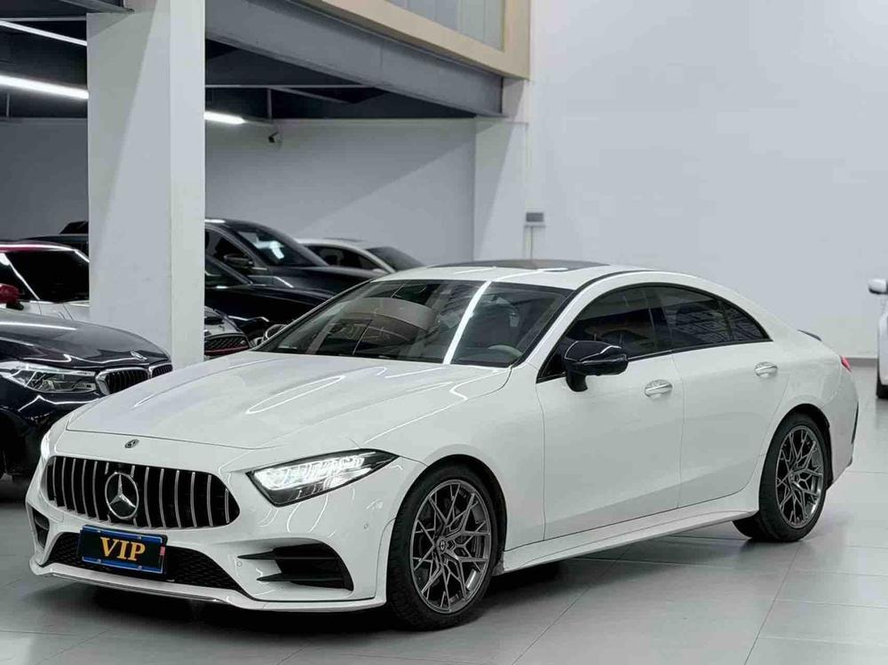 Mercedes-Benz CLS 2021 — фото автомобиля