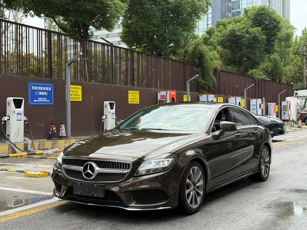 Mercedes-Benz CLS 2015 — фото автомобиля