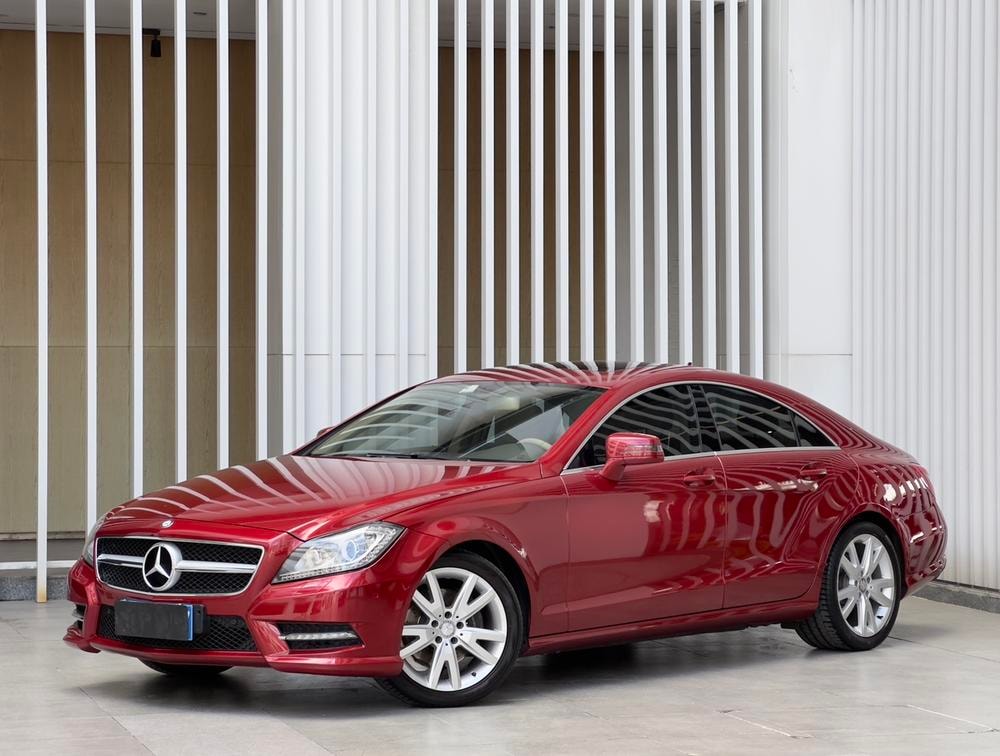 Mercedes-Benz CLS 2012 — фото автомобиля